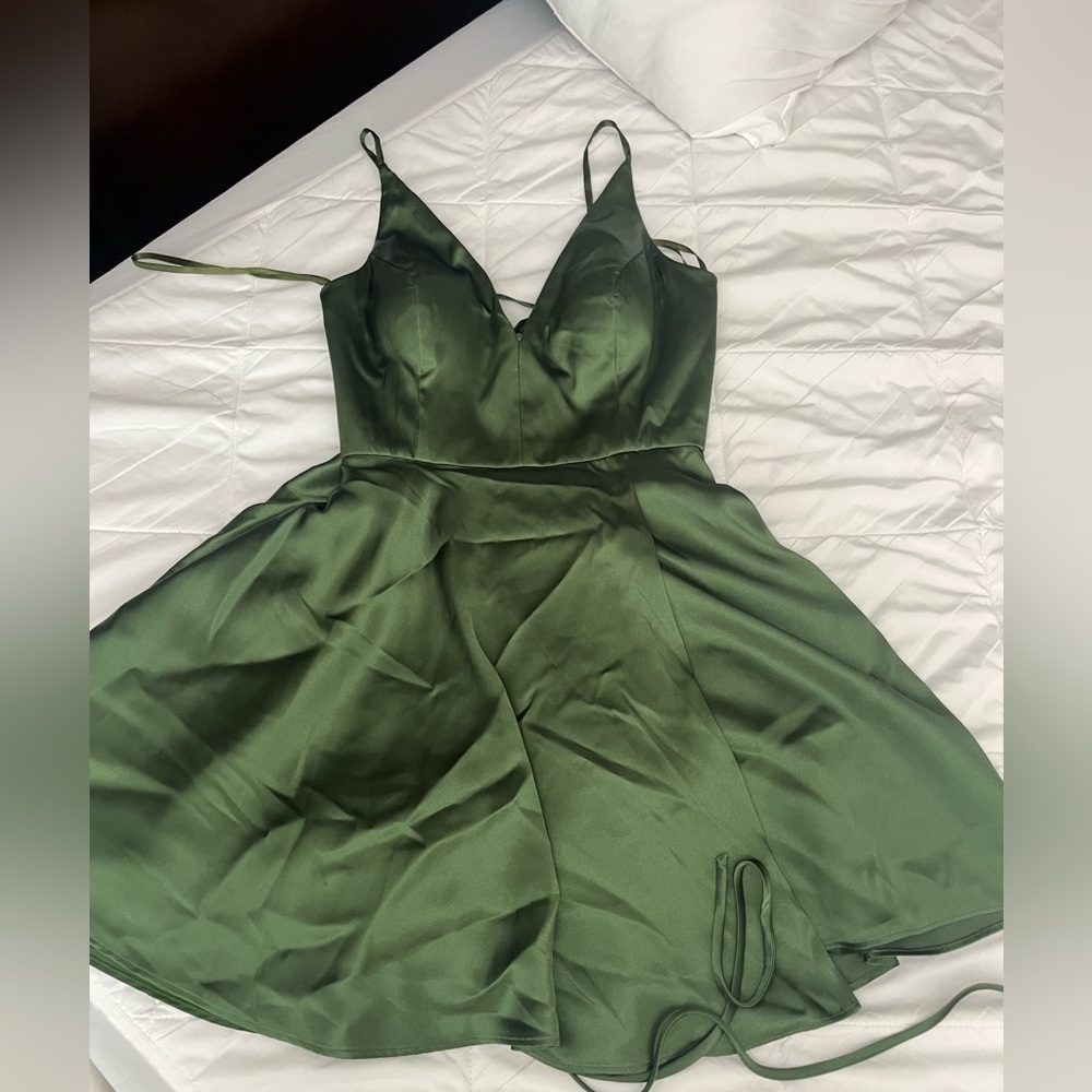 Beautiful silky green dress💚